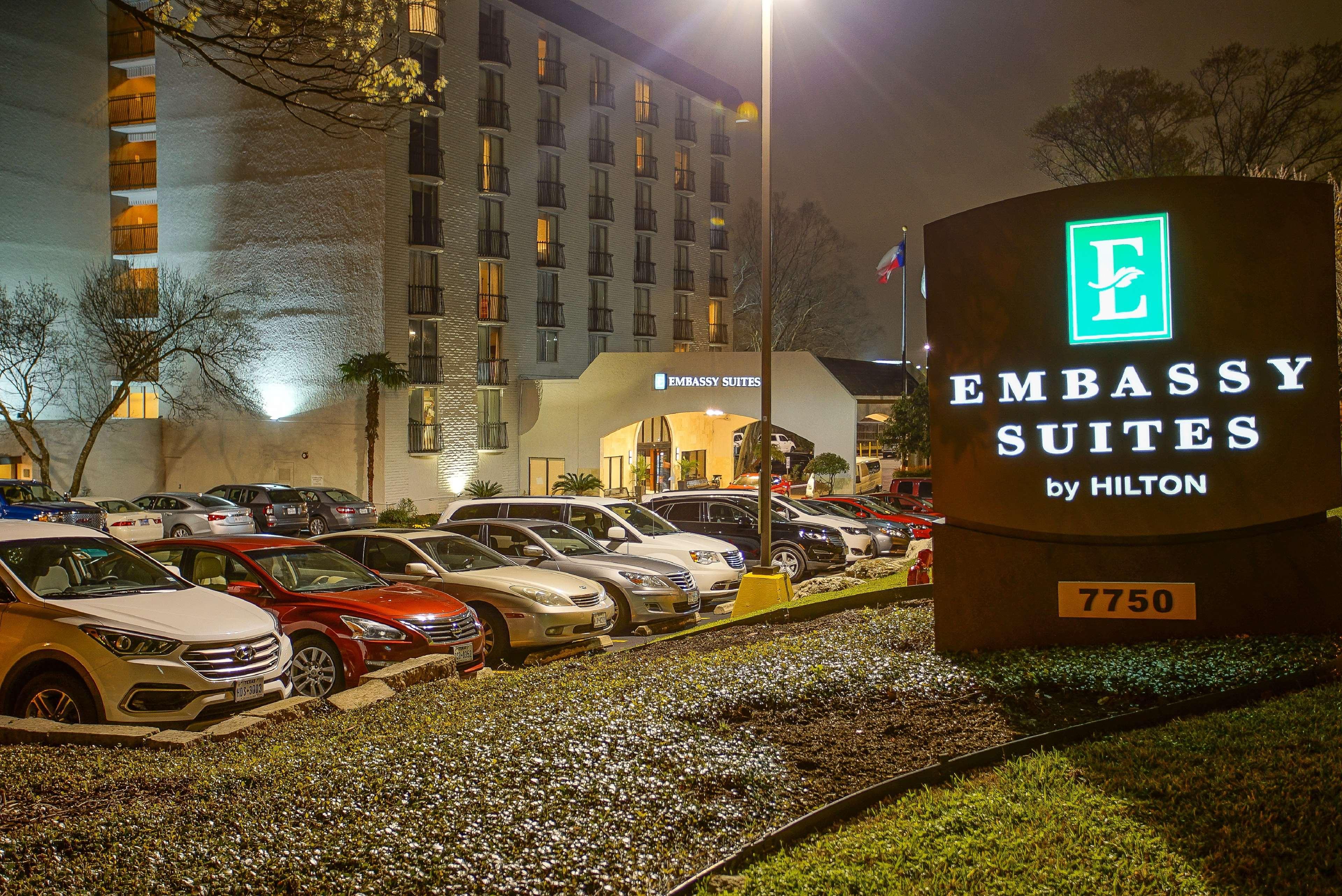 Embassy Suites San Antonio Northwest I-10 Exterior photo