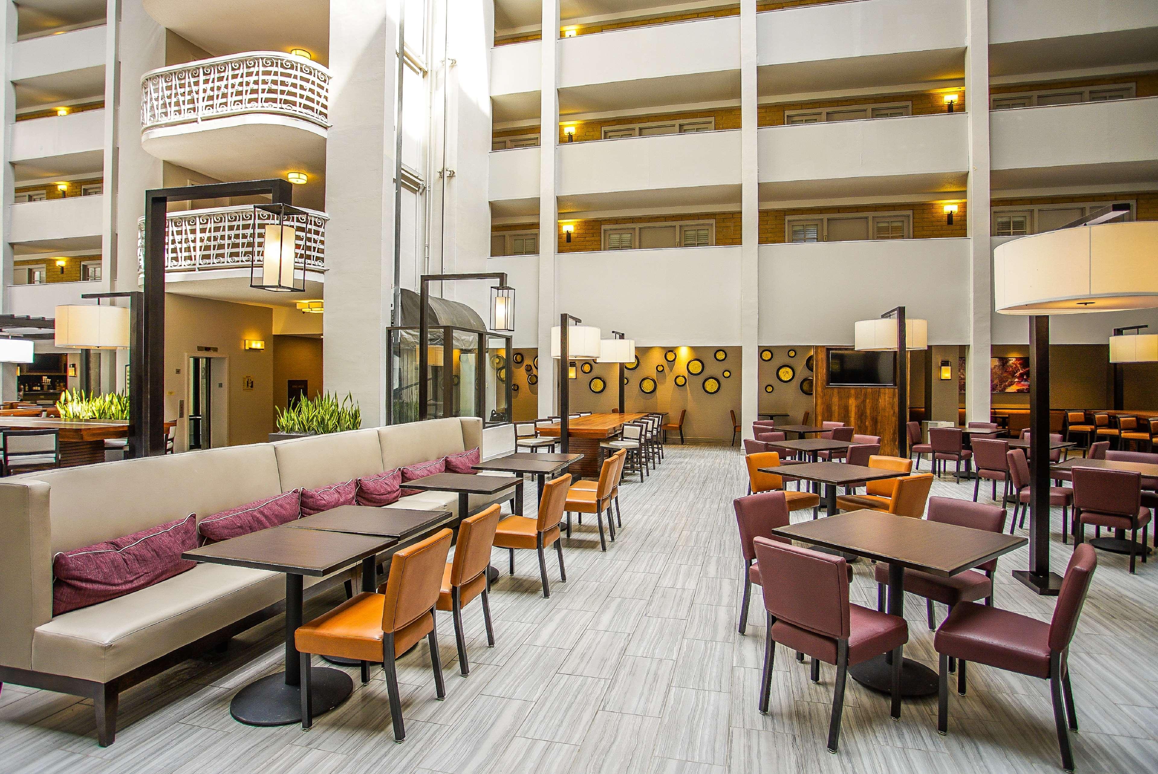 Embassy Suites San Antonio Northwest I-10 Exterior photo