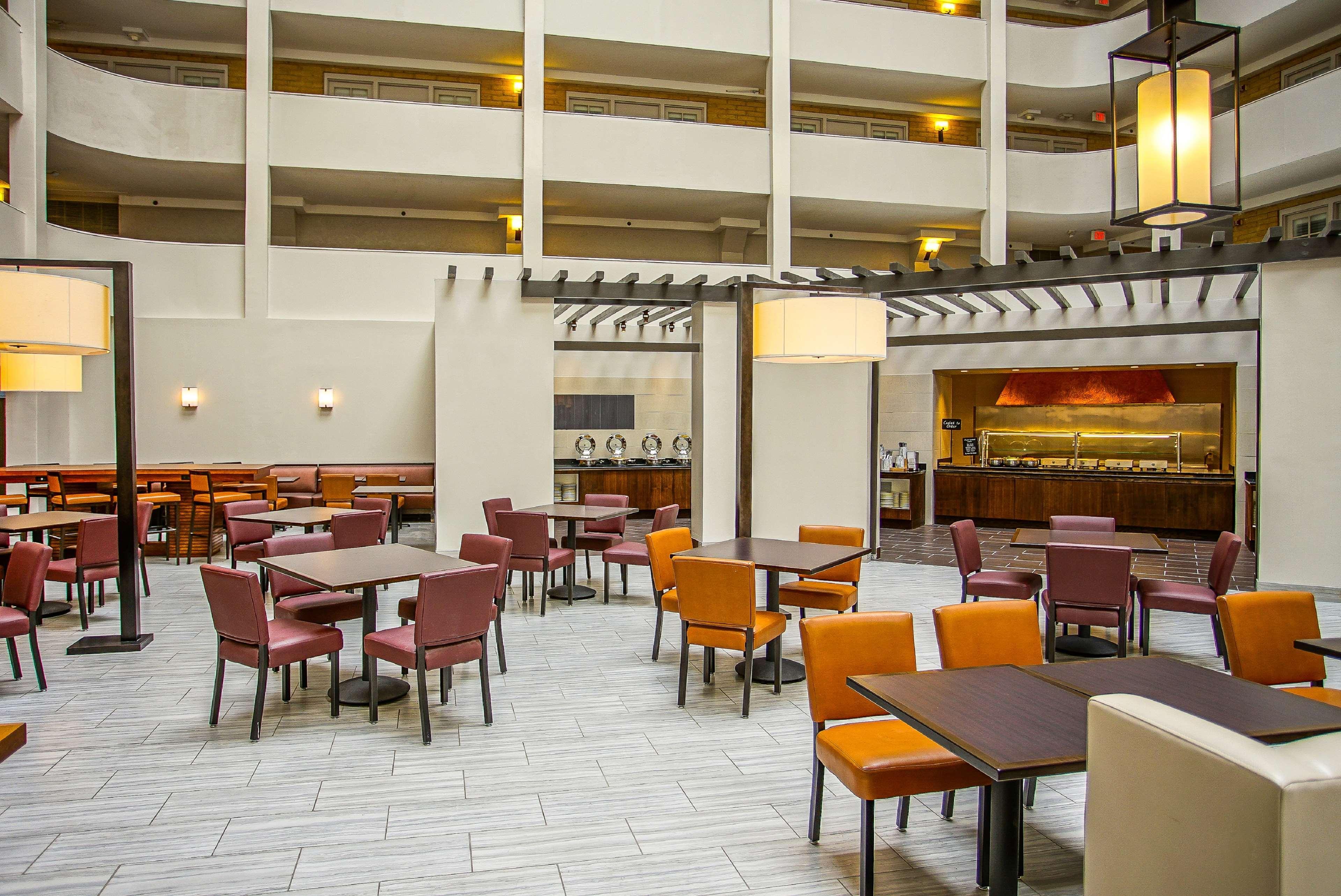Embassy Suites San Antonio Northwest I-10 Exterior photo