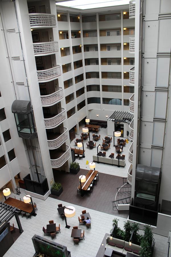 Embassy Suites San Antonio Northwest I-10 Exterior photo